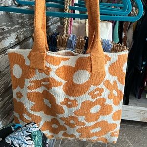 Flower print 70s style tote